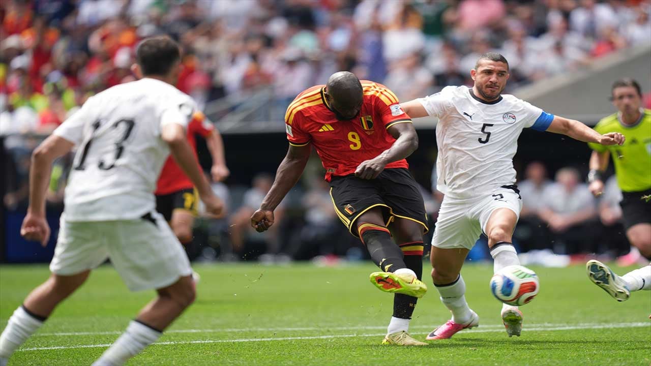 Foto - Belçika'yı sarstılar ama yıkamadılar! Kendi kalelerine gol attılar