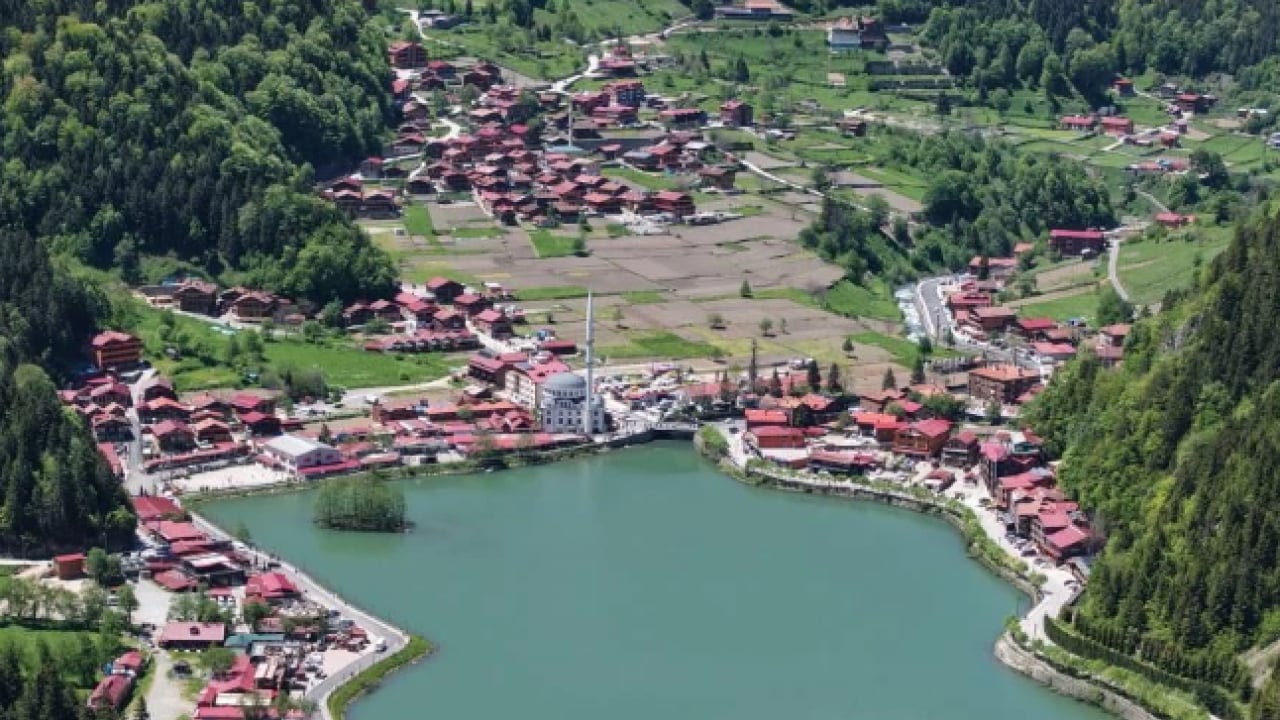 Foto - Belediye Başkanı Uzungöl’le ilgili acı gerçeği duyurdu! "Bunu artık kabul etmemiz gerekiyor