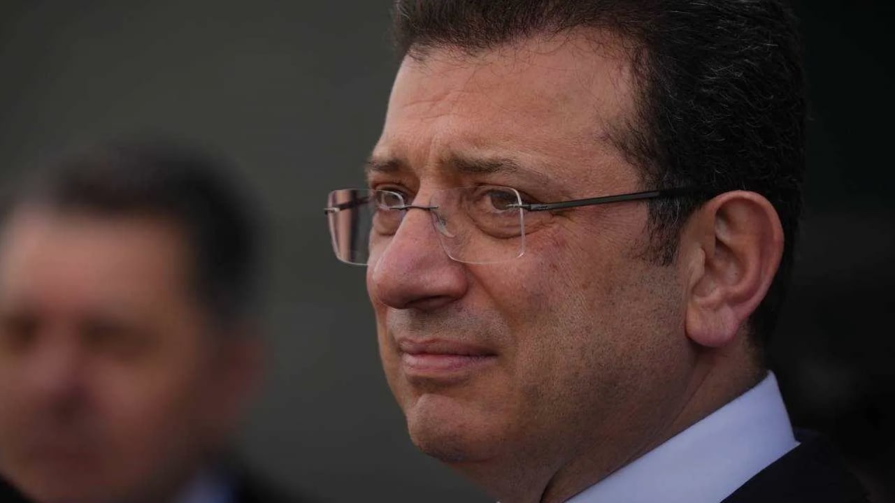 Foto - Belgelerin tamamı eksiksiz incelendi… Ekrem’in üniversitede sınav notlarına bakın!