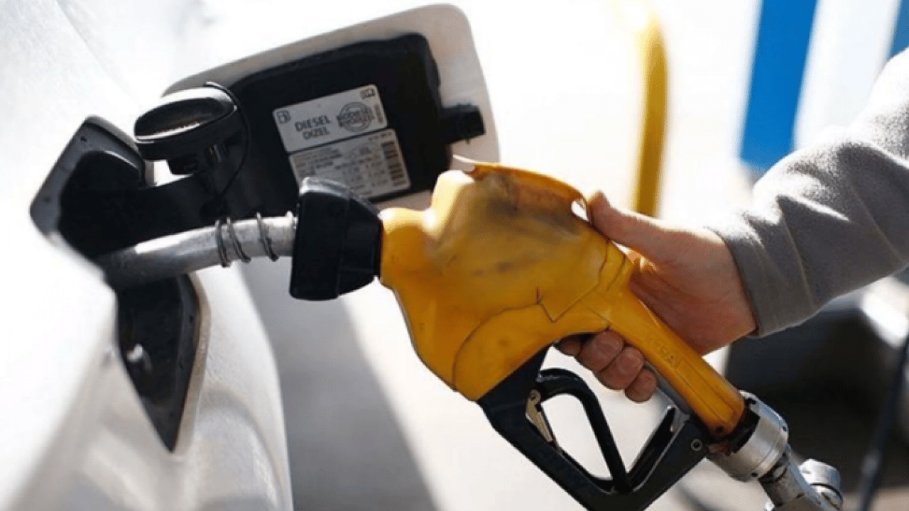 Foto - Benzin ve motorinde peş peşe indirim! İşte güncel fiyatlar