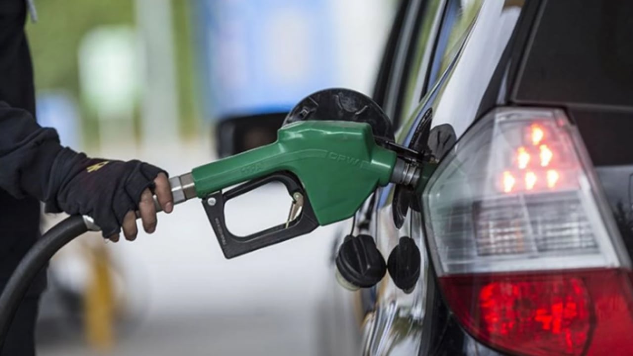 Foto - Benzin ve motorinde peş peşe indirim! İşte güncel fiyatlar