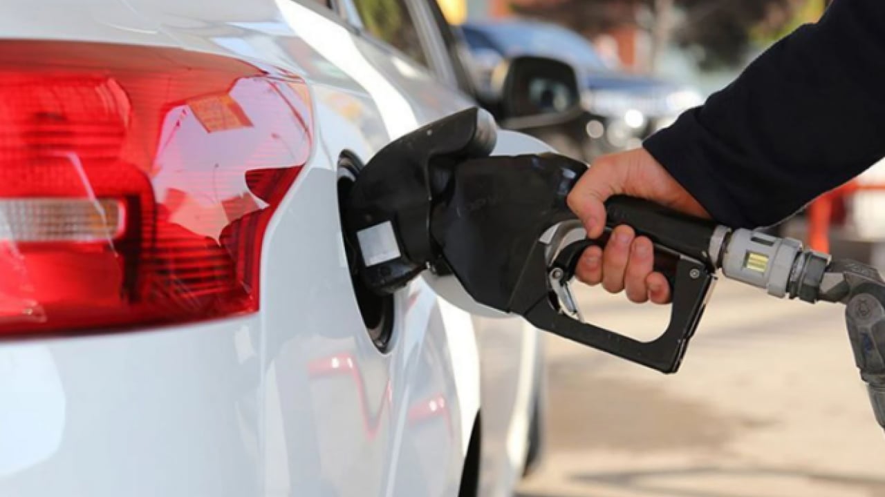 Foto - Benzin ve motorinde peş peşe indirim! İşte güncel fiyatlar