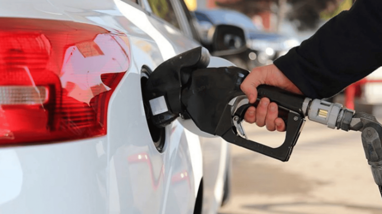 Foto - Benzin ve motorinde son fiyatlar belli oldu