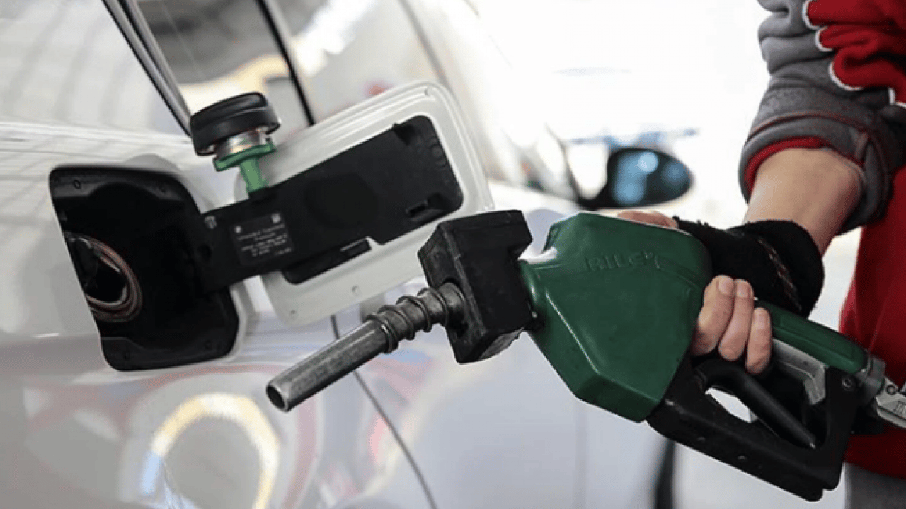 Foto - Benzin ve motorinde son fiyatlar belli oldu