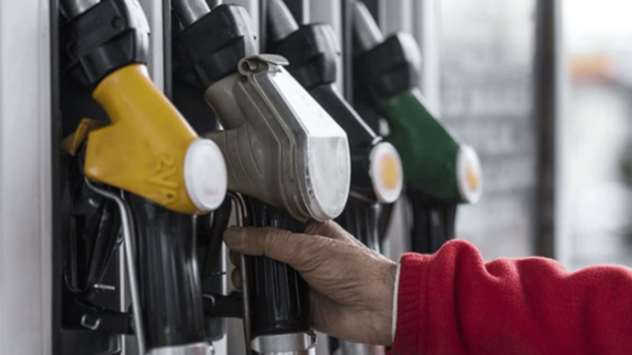 Foto - Benzin ve motorinde son fiyatlar belli oldu