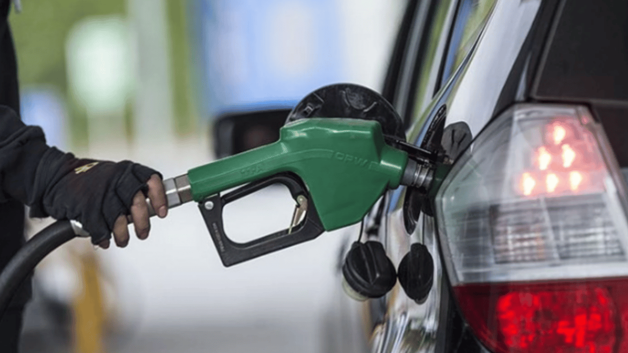 Foto - Benzin ve motorinde son fiyatlar belli oldu