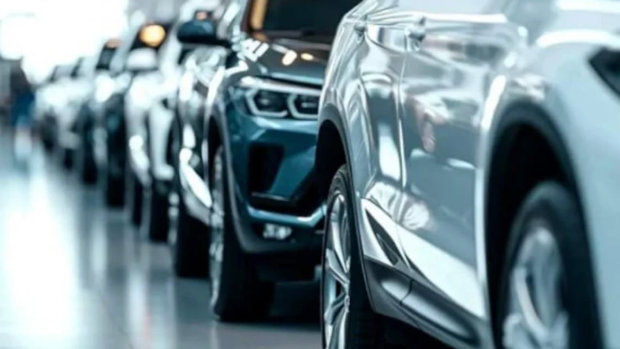 Foto - Benzini adeta kokluyor: İşte en az yakan otomobiller!