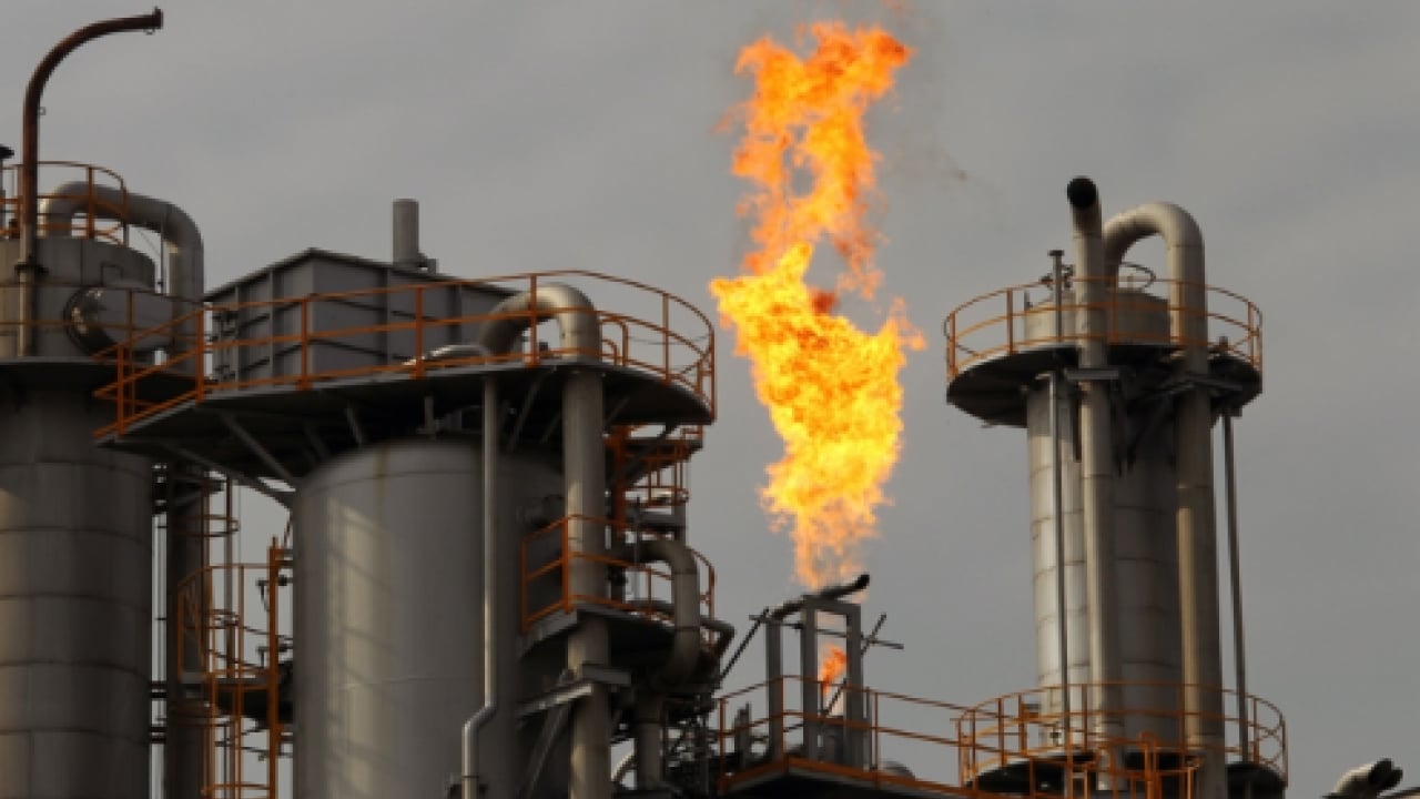 Foto - Benzinlikte ve markette yangın: AB’nin enerji faturası kontrolden çıktı! 44 günde 22 milyar euro buhar oldu