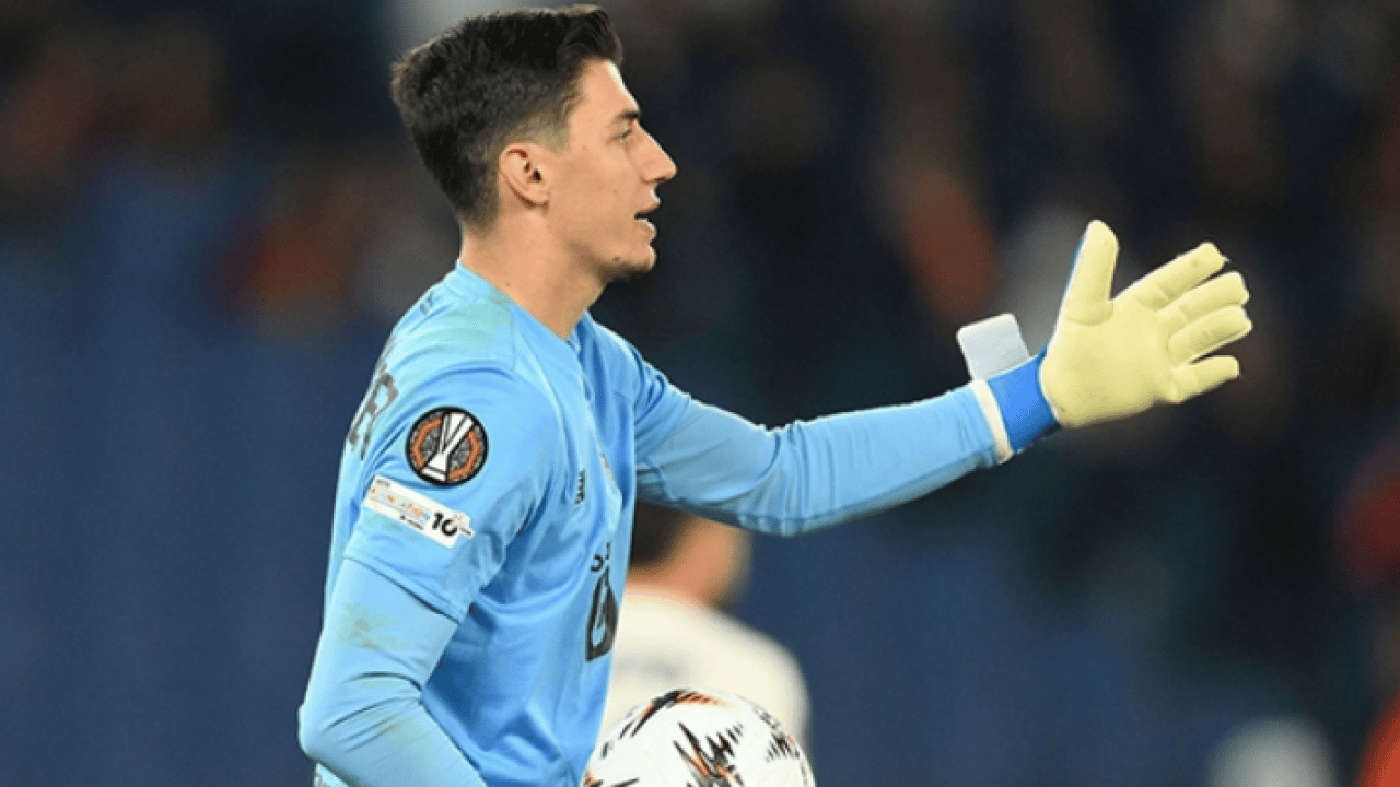 Foto - Berke Özer için en kötü senaryoyu açıkladılar! Gözünün yaşına bakmayın bu kendini dev aynasında gören arkadaşı…