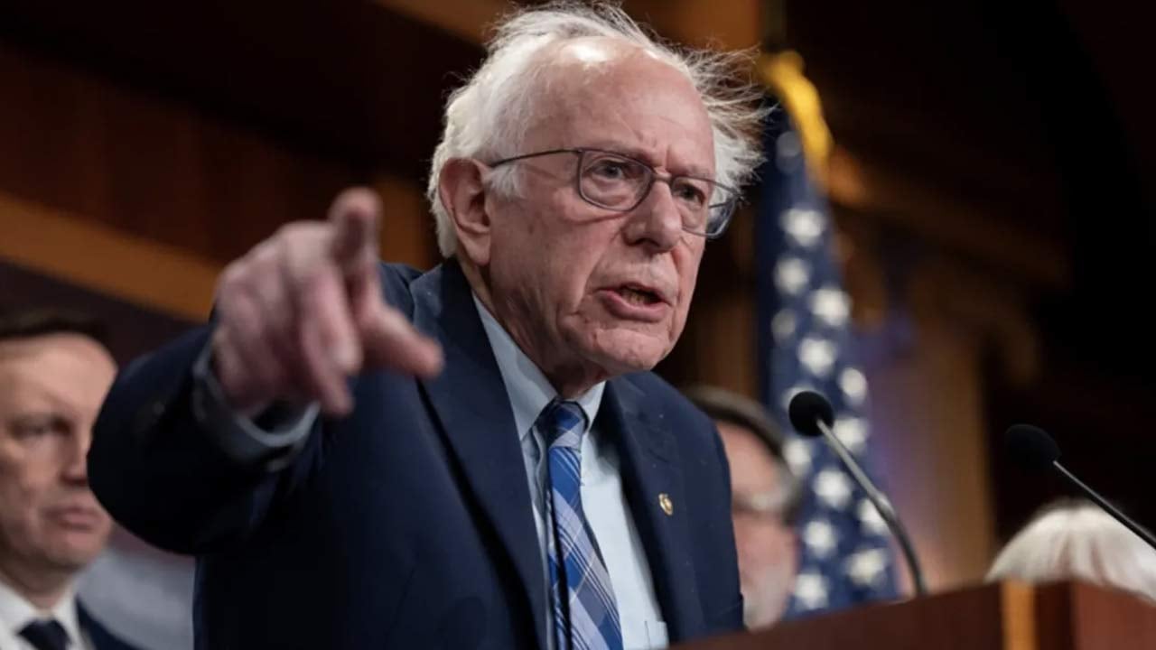 Foto - Bernie Sanders yine bildiğiniz gibi! ABD’li senatör İsrail’e verdi veriştirdi