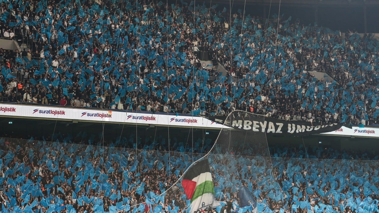 Foto - Beşiktaşlı taraftarlardan anlamlı 'Filistin' koreografisi