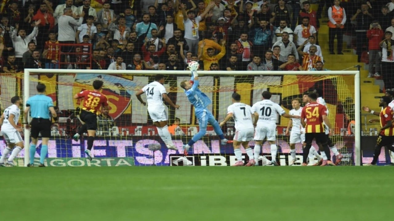 Foto - Beşiktaş, Kayserispor’u konuk ediyor! İşte Muhtemel 11’ler