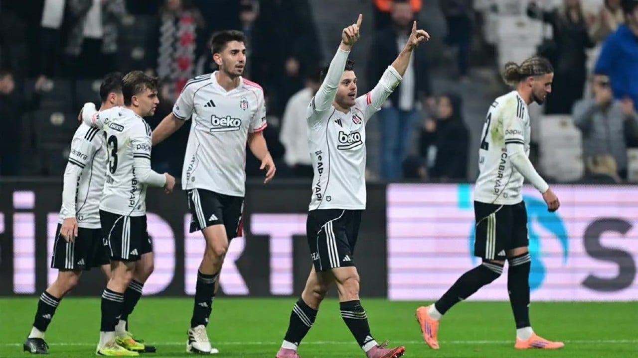 Foto - Beşiktaş kupada zirveye oturdu