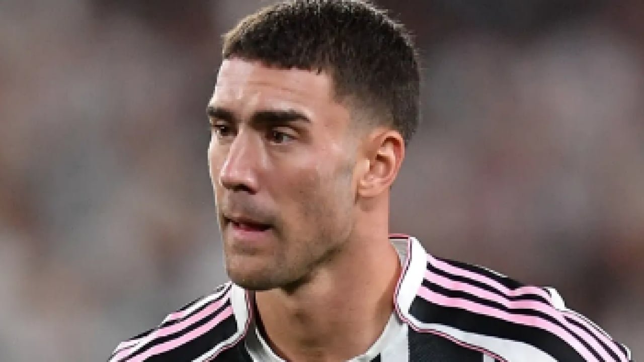 Foto - Beşiktaş pusuya yattı ve sabırla bekliyor... Dusan Vlahovic'in alnına Beşiktaş yazılmış bir kere!