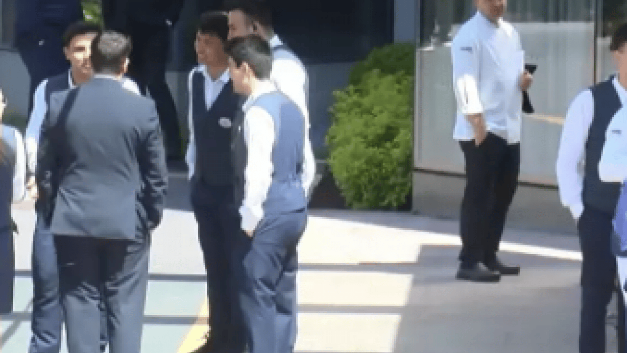 Foto - Beşiktaş'taki ünlü otelde yangın: Herkes tahliye edildi!