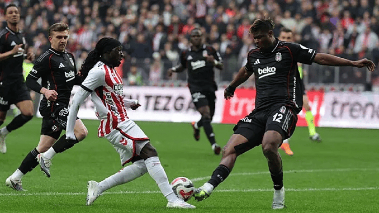 Foto - Beşiktaş’tan taraftarı mutlu edecek hamle! Yıldız stoper için düğmeye basıldı
