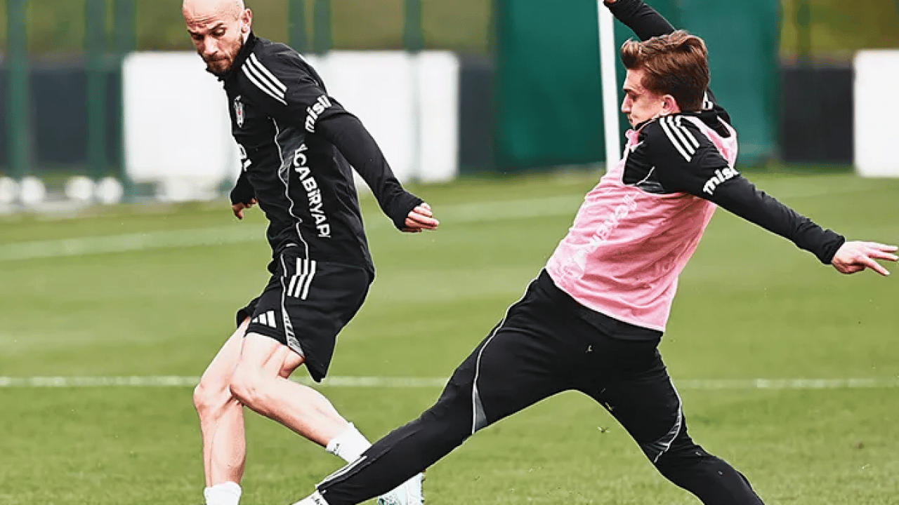 Beşiktaş’tan taraftarı mutlu edecek hamle! Yıldız stoper için düğmeye basıldı