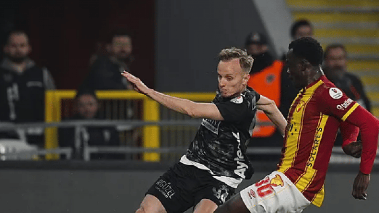 Foto - Beşiktaş’tan transfer operasyonu: Olaitan’dan sonra Dennis için düğmeye basıldı