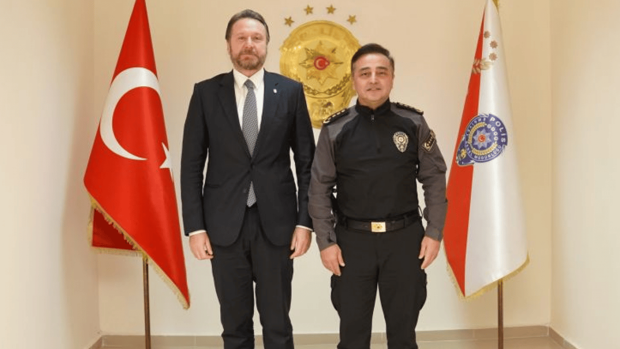 Foto - Beşiktaş'tan Tunceli çıkarması: Kalplerimizi ve Kitaplarımızı Tuncelili Çocuklara ve Gençlere Götürdük