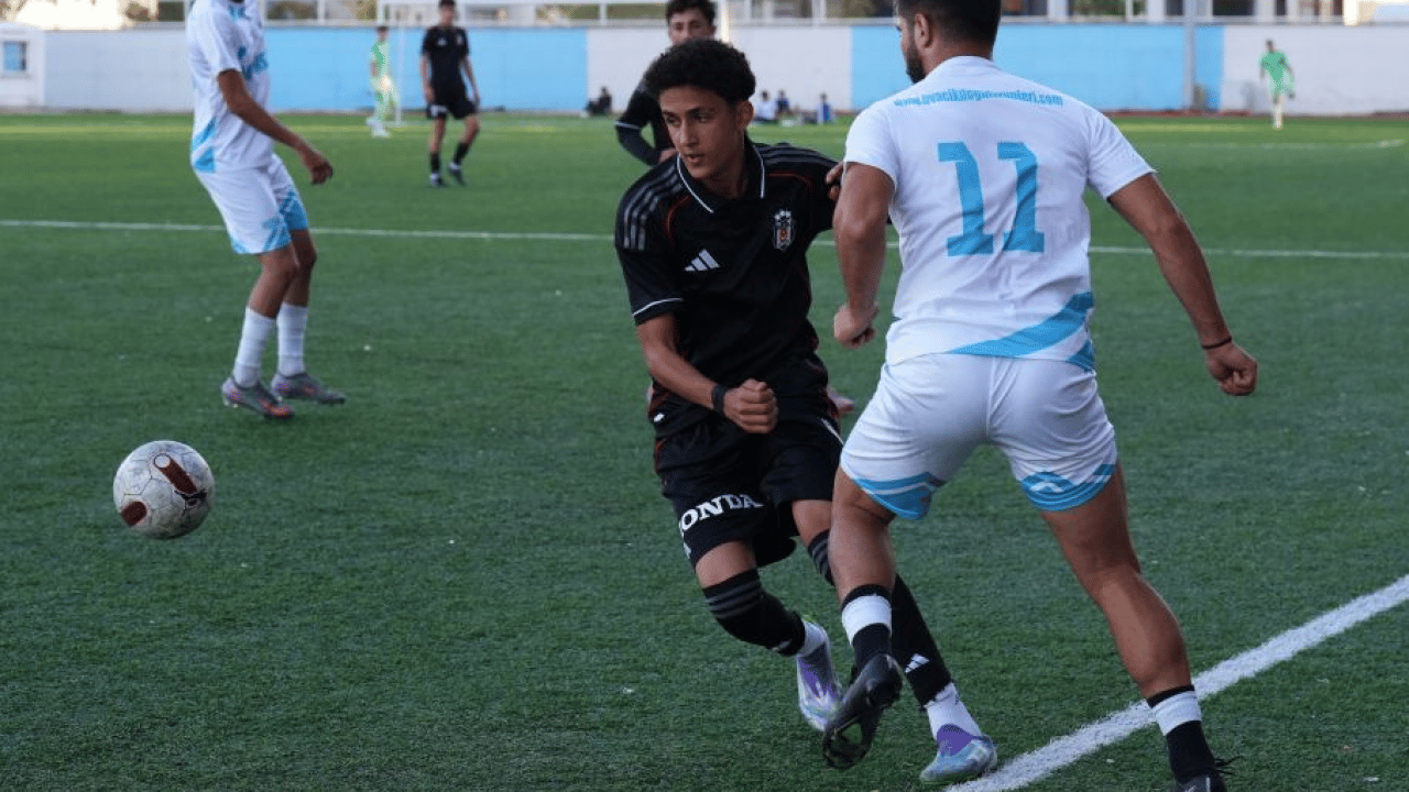 Foto - Beşiktaş'tan Tunceli çıkarması: Kalplerimizi ve Kitaplarımızı Tuncelili Çocuklara ve Gençlere Götürdük