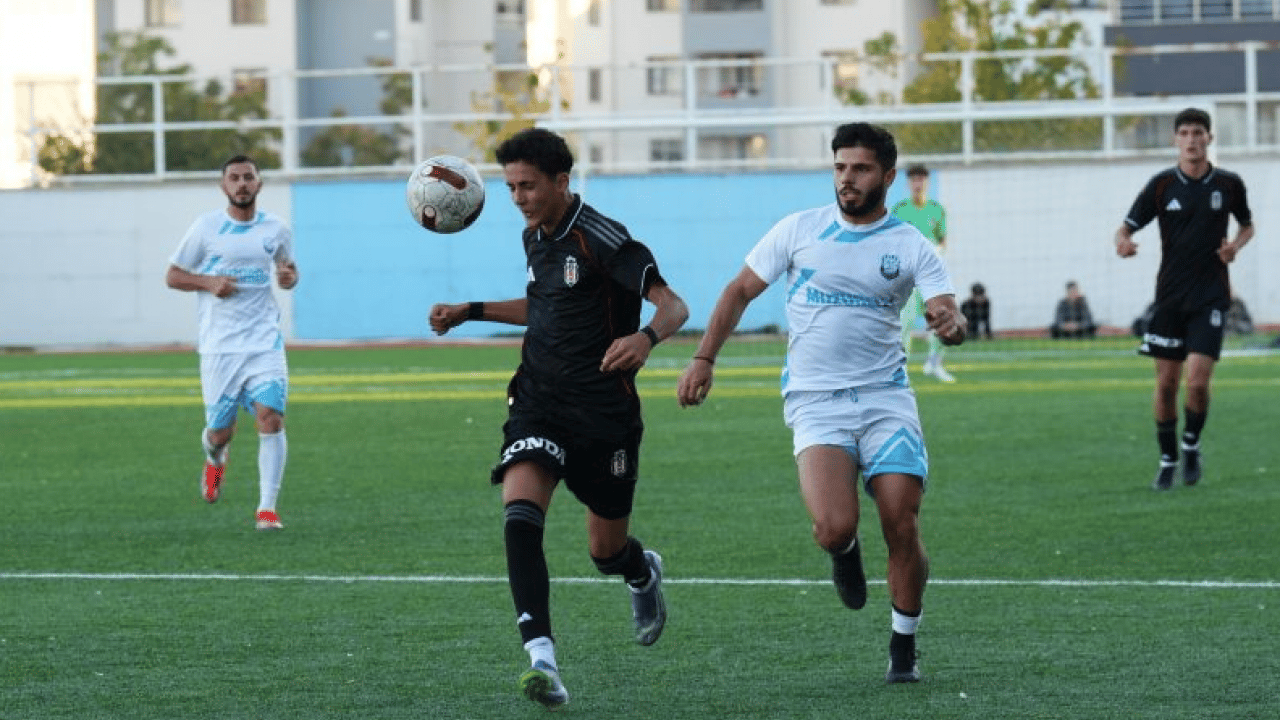 Foto - Beşiktaş'tan Tunceli çıkarması: Kalplerimizi ve Kitaplarımızı Tuncelili Çocuklara ve Gençlere Götürdük