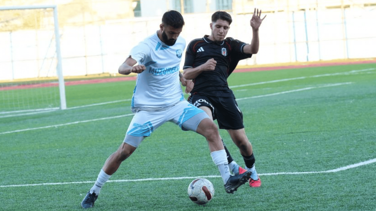 Foto - Beşiktaş'tan Tunceli çıkarması: Kalplerimizi ve Kitaplarımızı Tuncelili Çocuklara ve Gençlere Götürdük