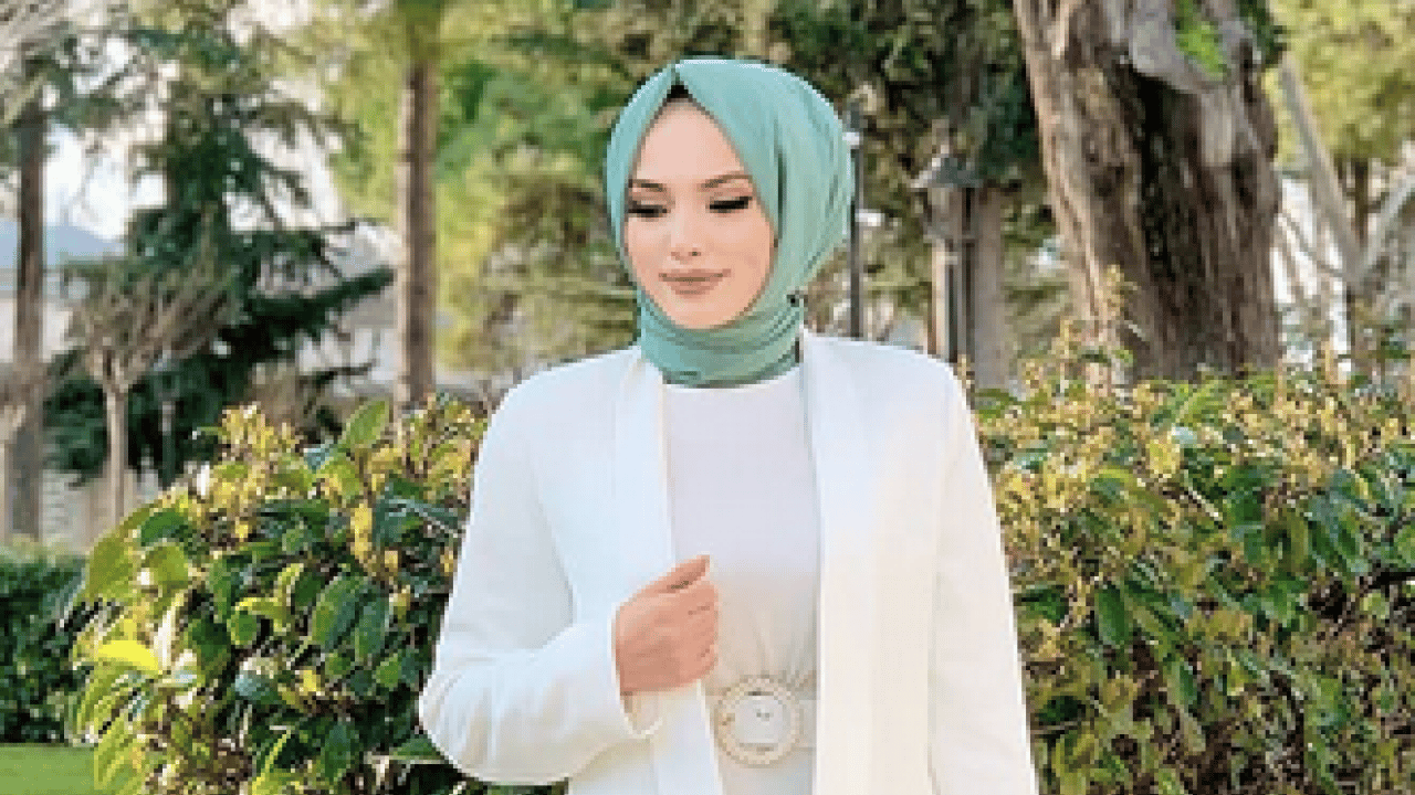 Foto - Beyaz ceket kombineleri: İçine hangi renk gömlek giyilir? Beyaz eşya ile denge arayışı olanlar buna bakın