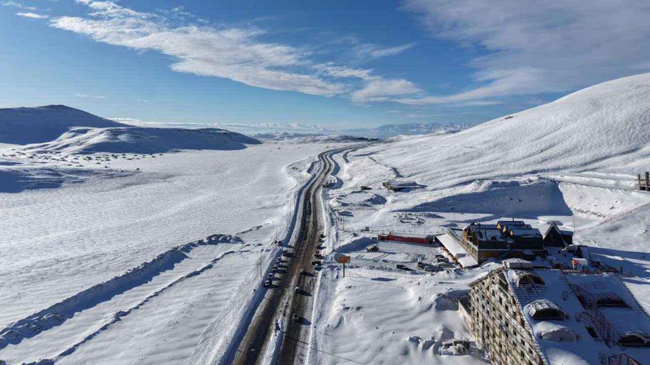 Foto - Beyaz gelinliğini giyen Erciyes'te kartpostallık görüntüler