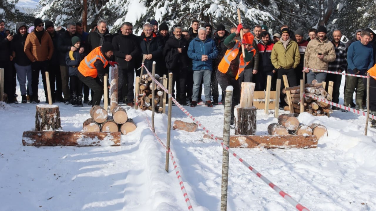 Foto - Beyaz örtü festivallerle şenlendi: Rize, Ordu ve Trabzon’dan renkli görüntüler