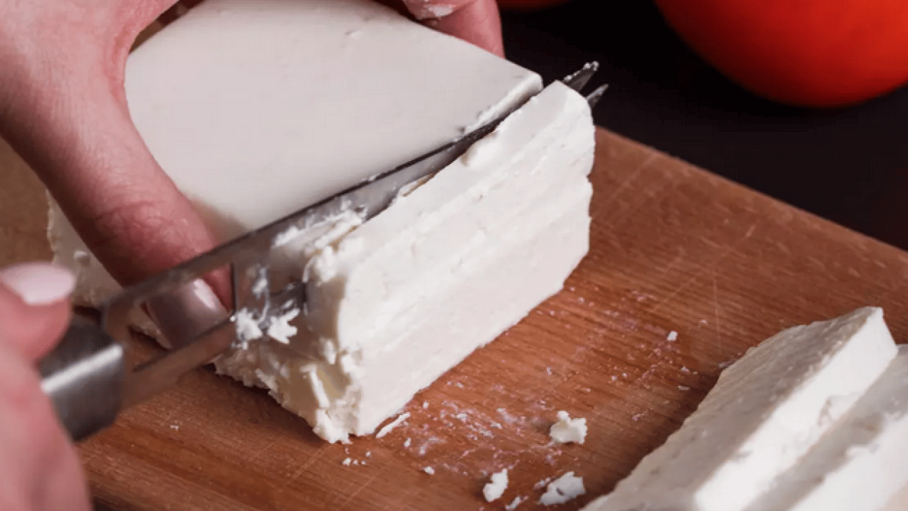 Foto - Beyaz peynir yiyorsanız bu haberimizi okumalısınız... Bu belirtiler varsa ağzınıza sürmeyin!