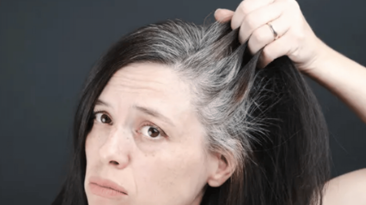 Foto - Beyaz saçlar aslında vücudu koruyor olabilir... Yaşlanmanın işareti sanıyorduk oysa ki!