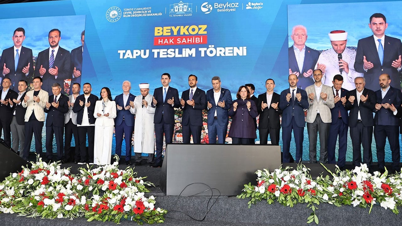 Foto - Beykoz'da tarihi bir gün yaşandı: 1071 vatandaşın tapu sevinci