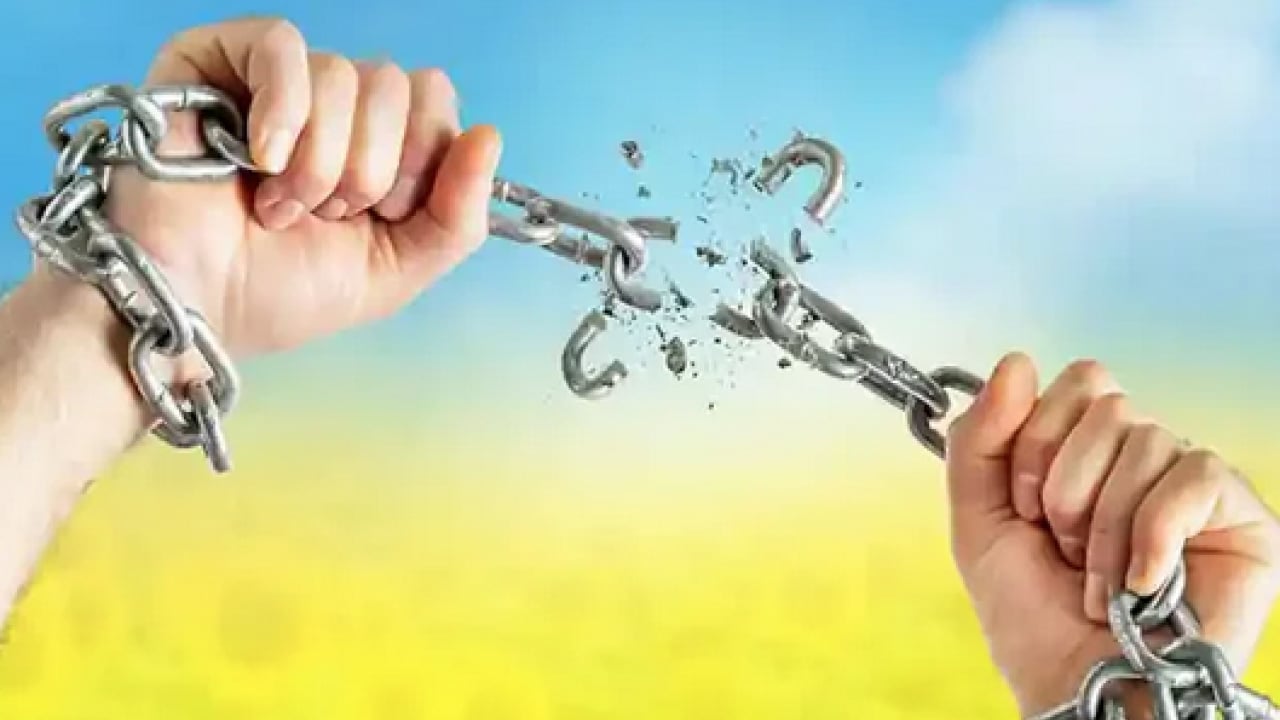 Beynini maddeye kiraya vermek mi? Prof. Dr. Oytun Erbaş açıkladı