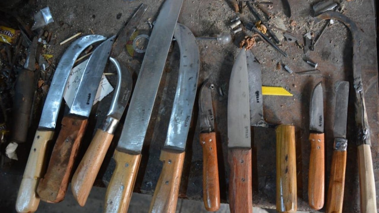 Foto - Bıçak ustasının lakabı çelik bilek 64 yıldır örs başında çekiç sallıyor