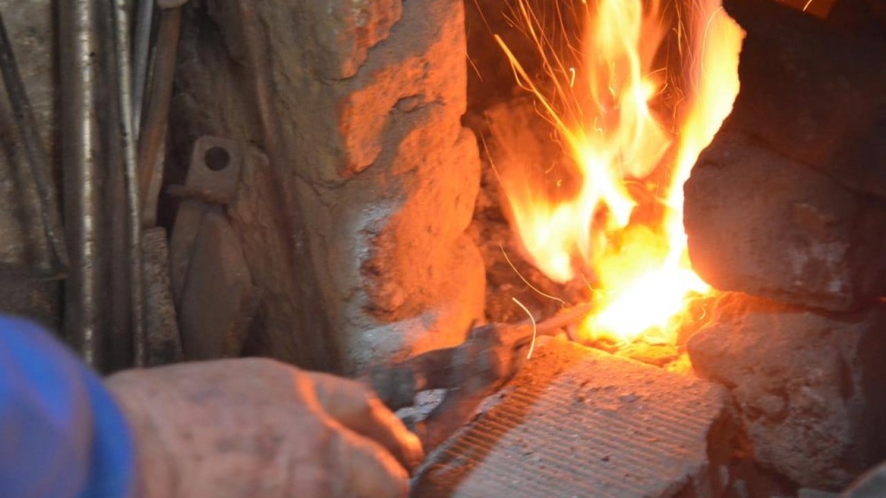 Foto - Bıçak ustasının lakabı çelik bilek 64 yıldır örs başında çekiç sallıyor