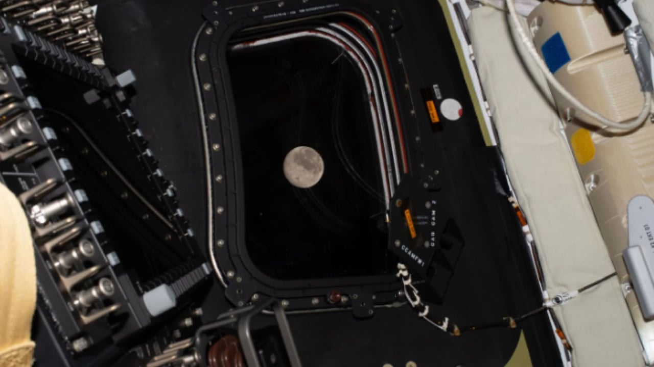 Foto - Bilim dünyasında tarihi kare! Ay ilk kez bu açıdan kaydedildi