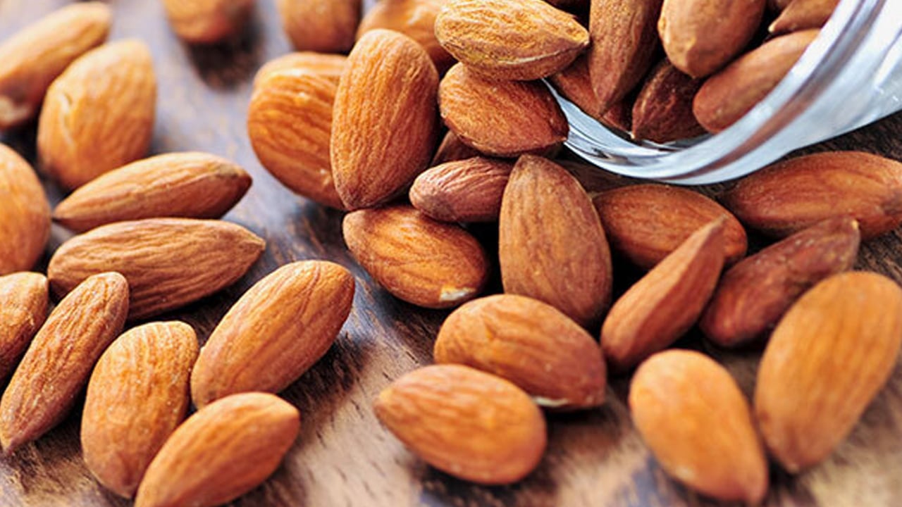 Bilim insanları açıkladı: Badem yaşlanmayı durduruyor! Sadece günde 60 gramı... Önemli açıklamalar
