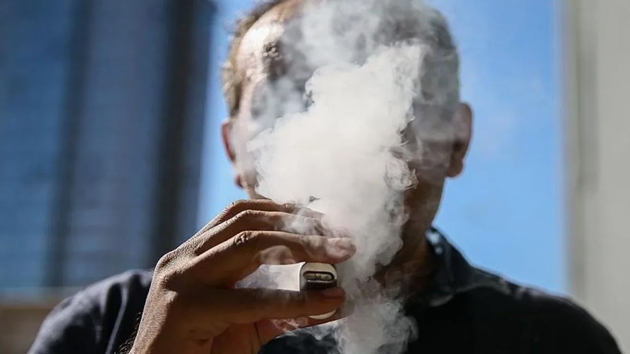 Foto - Bilim insanları: Elektronik sigara kalp krizi riskini riskini artırabilir! Kimse bilmiyor, sağlık için tehdit oluşturuyor