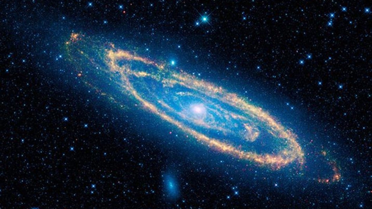 Foto - Bilim insanlarından yeni keşif! 12 milyar yıl öncesine ait dev galaksi