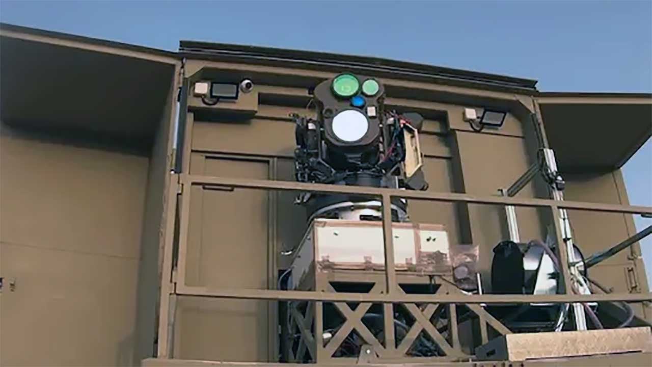 Foto - Bilim kurgu'dan gerçeğe! Lazer silahını devreye aldılar