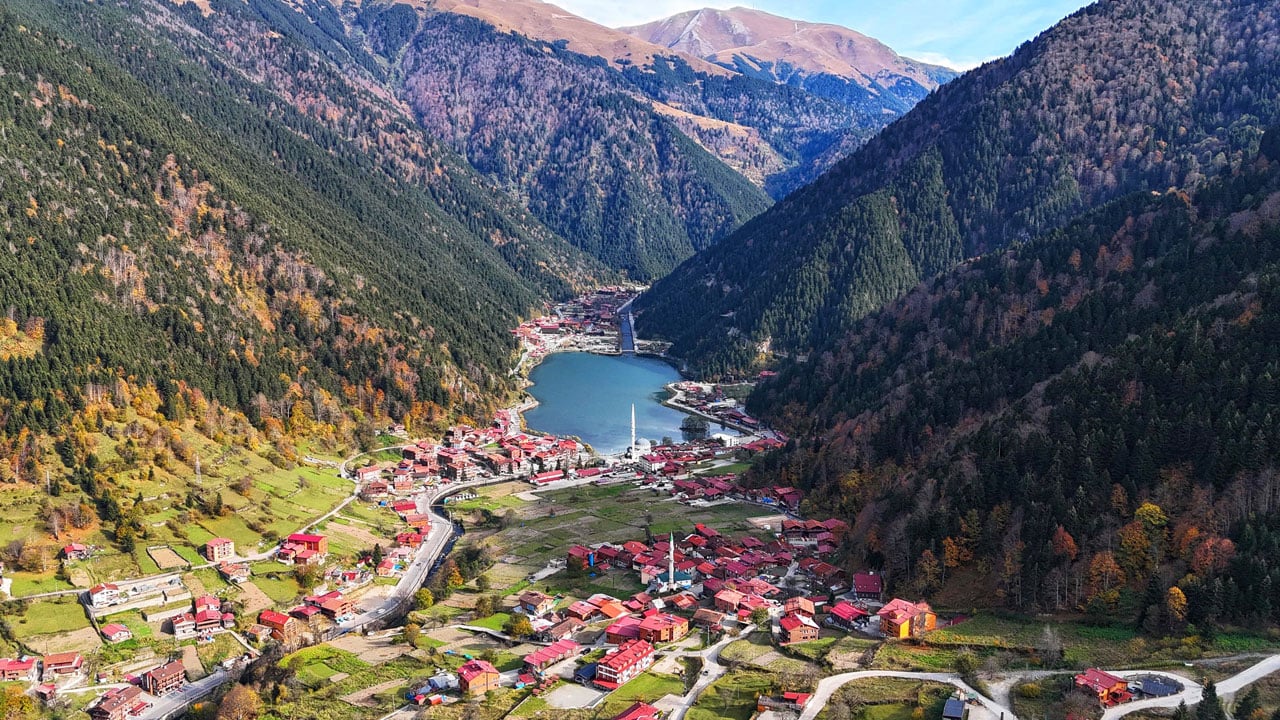 Bilimsel inceleme yapılıyor! Uzungöl’ün gizli hikayesi ortaya çıkıyor