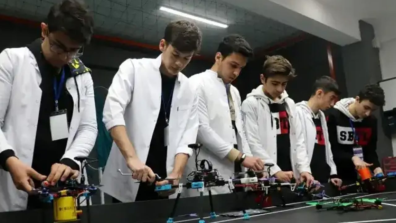 Foto - Bilindiği gibi değilmiş... 2024 yılında yapılan son araştırma: Para saadet getiriyor mu? 