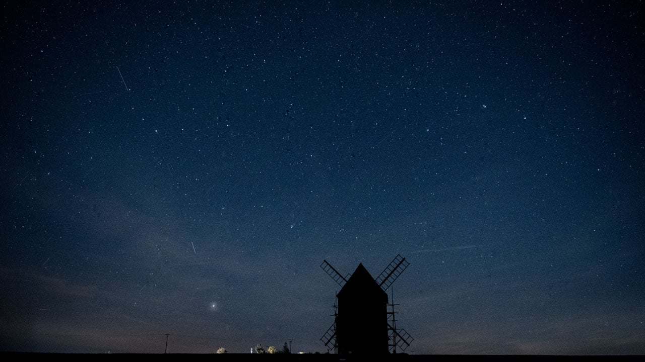Foto - Bin yılın misafiri gökyüzünde! Lemmon Kuyruklu Yıldızı Çekya semalarında büyüledi