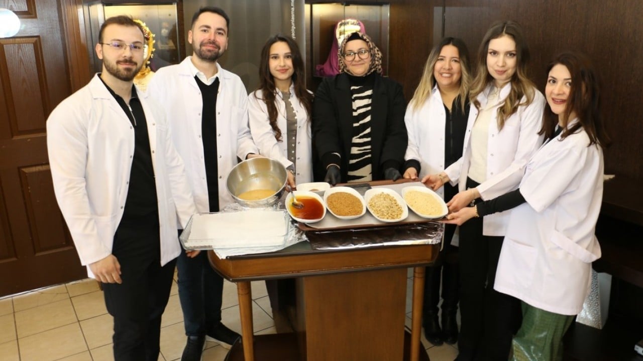 Foto - Bin yıllık lezzet! Selçuklu tatlısı bayram sofralarına taşınıyor