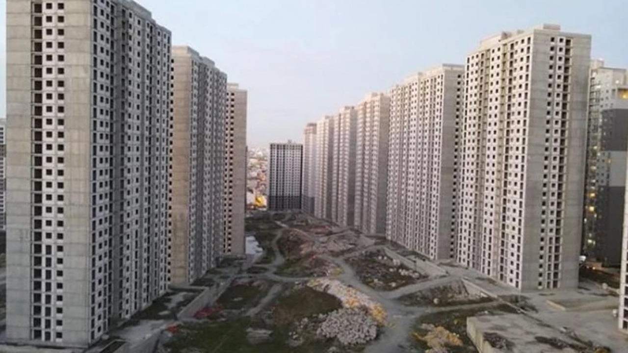 Foto - Binlerce kişi mağdurdu, Türkiye'nin iflas eden inşaat devinden olay açıklama: Borcun 10 katı evimiz var