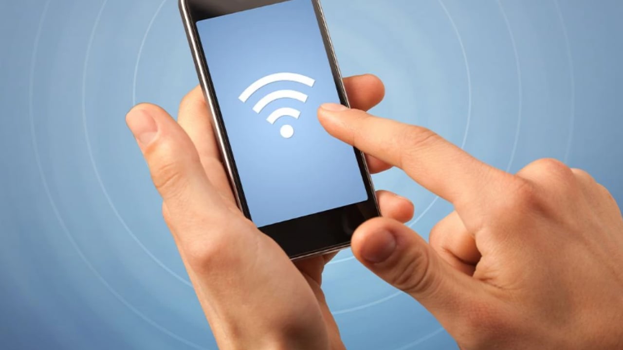 Foto - Binlerce kişiye hizmet veriyor! İran'ın internet yasaklarını delen Türk gündem oldu