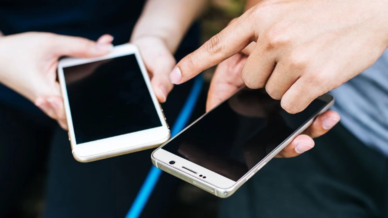 Foto - Binlerce kişiye hizmet veriyor! İran'ın internet yasaklarını delen Türk gündem oldu