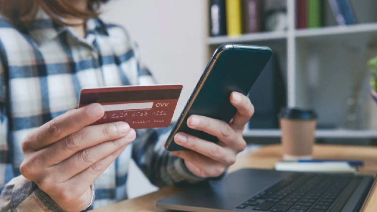 Foto - İyilik yaptı başına gelmeyen kalmadı: Dolandırıcılıkla yargılanıyor