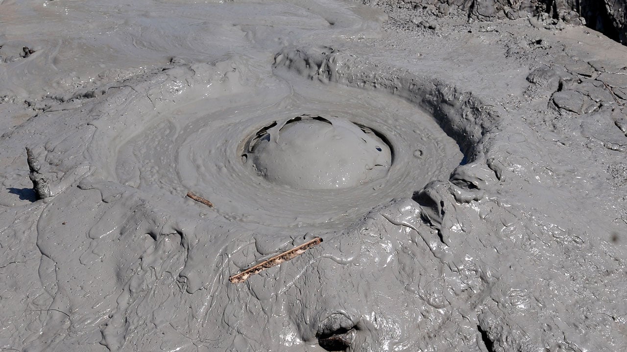 Foto - Bir anda yükselmeye başladı! Endonezya’da sıra dışı olay