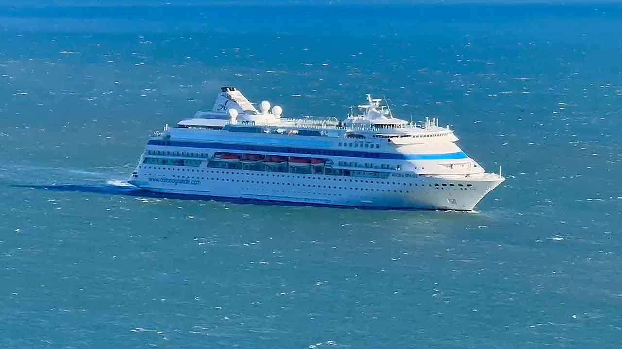 Foto - Bir ay önce Türkiye izin vermemişti! Rus gemisi defalarca denemesine rağmen başarısız oldu